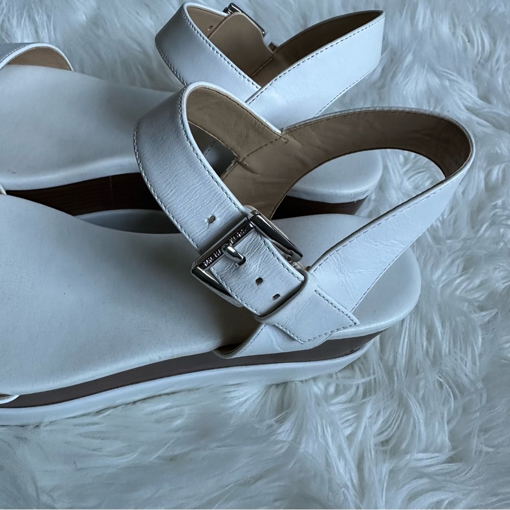 Michael Kors Marlon Platform Leather Optic White Women Sandals Size 7 - Picture 8 of 10